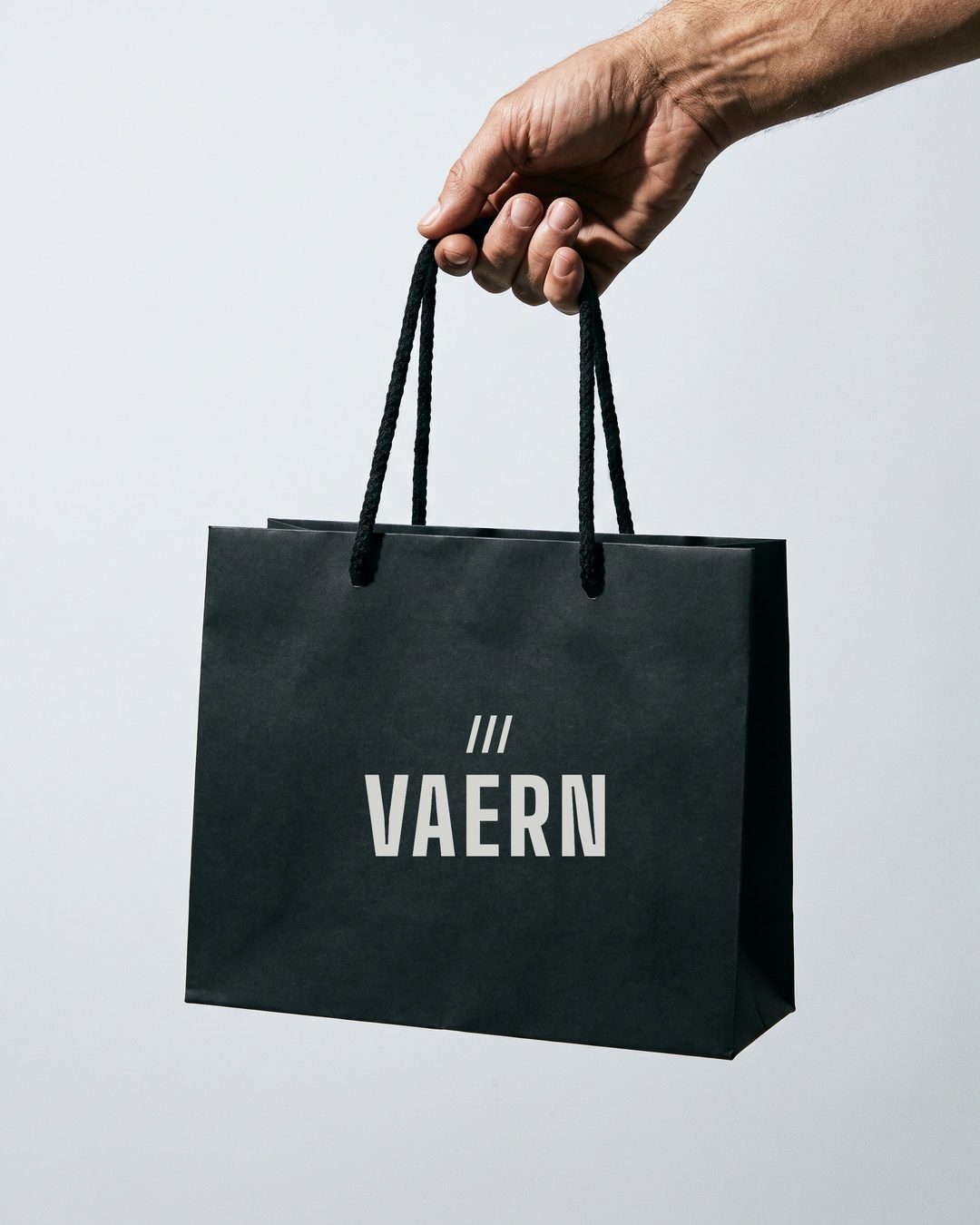 VAERN black shopping bag